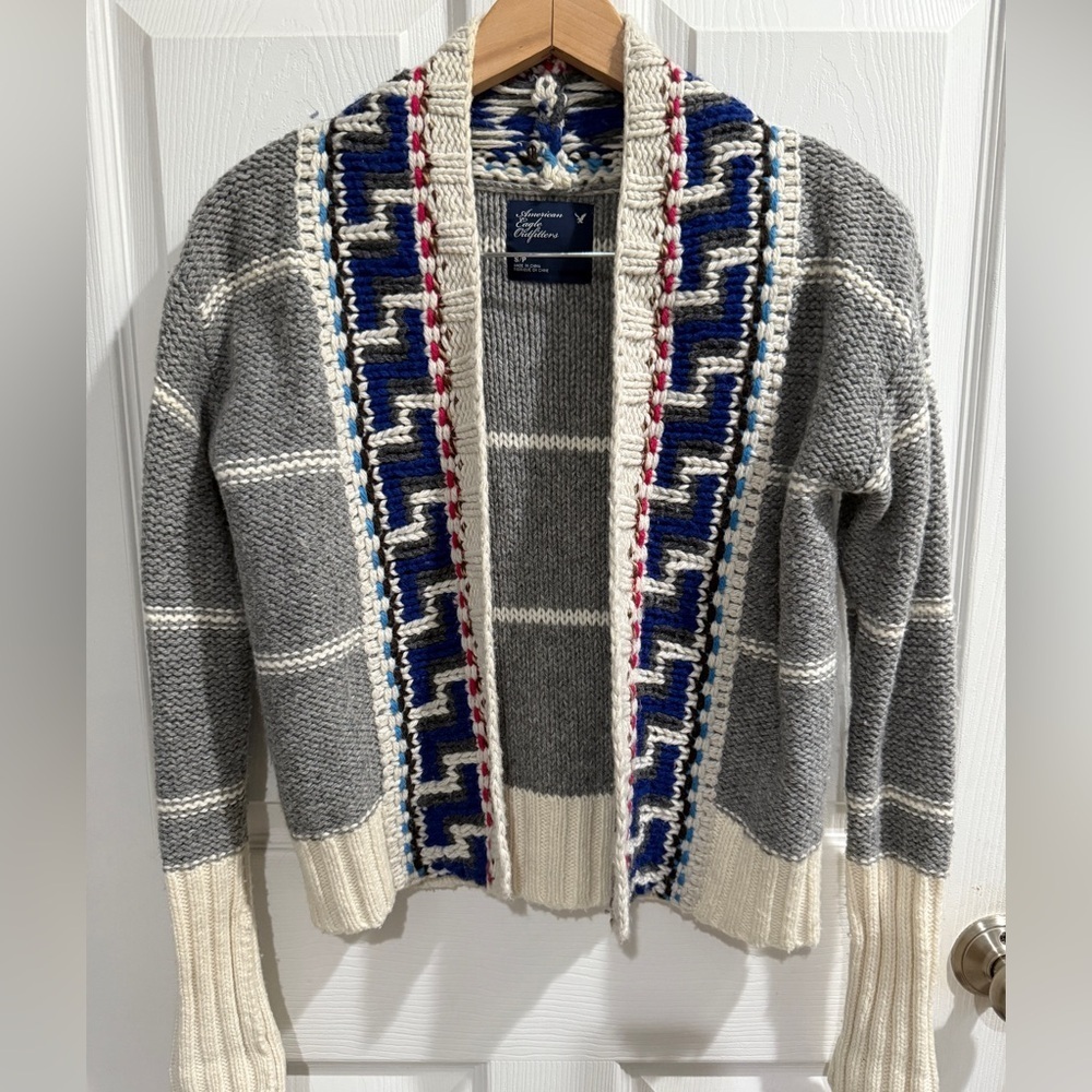 American Eagle Outfitters Gray Blue White Knit Cardigan